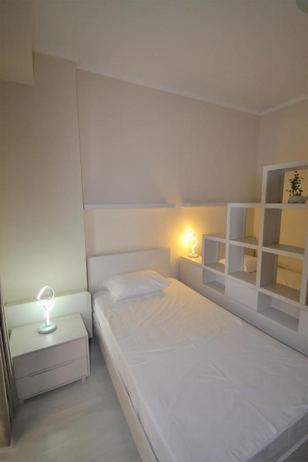 Luxury Penthouse B&E Sarandë Exterior foto