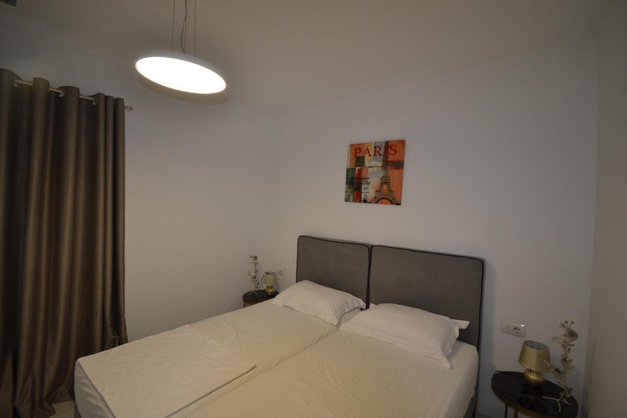 Luxury Penthouse B&E Sarandë Exterior foto