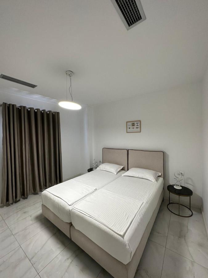 Luxury Penthouse B&E Sarandë Exterior foto